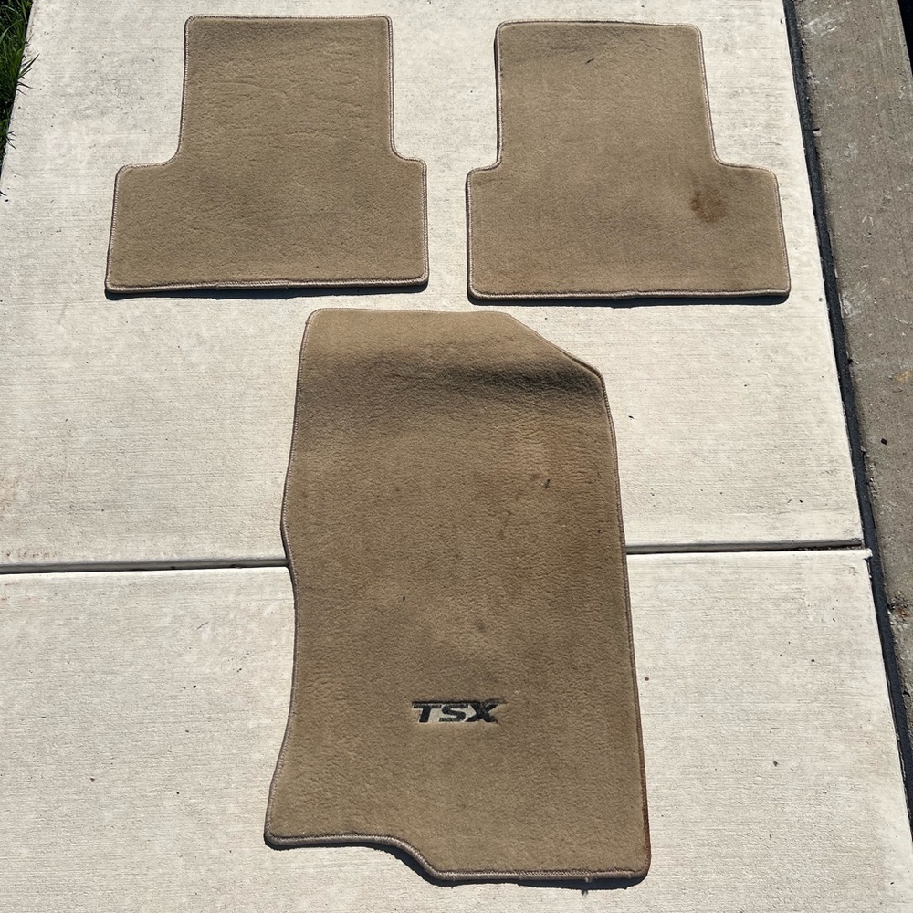 ACURA TSX 2013 tan floor mats
